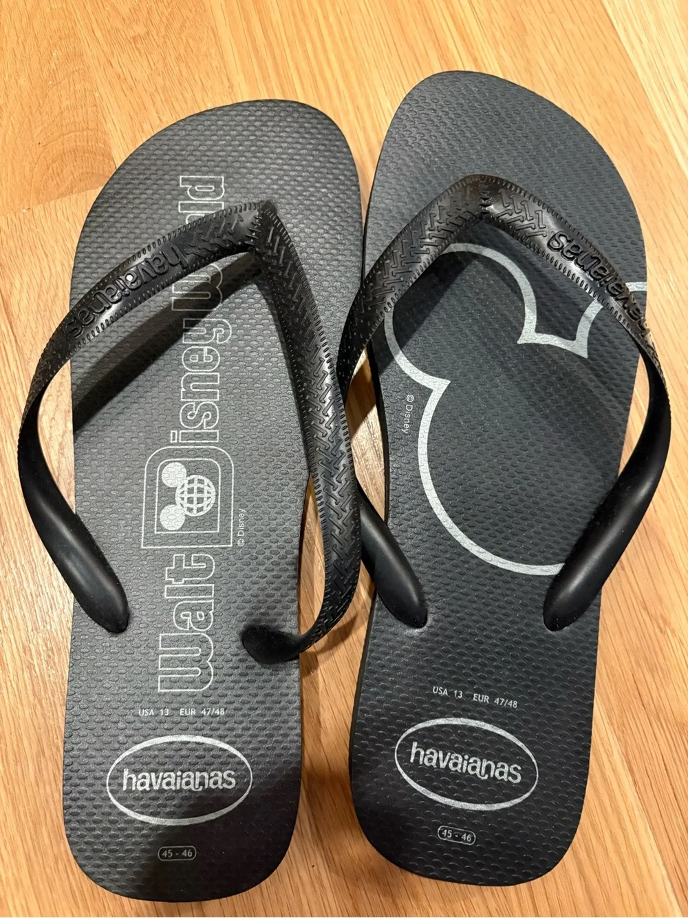 Disney Havaianas Men’s Black 45-46 Flip Flop Beach Sandals Size 13